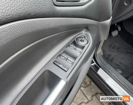 Чорний Форд Куга, об'ємом двигуна 2 л та пробігом 48 тис. км за 22500 $, фото 9 на Automoto.ua