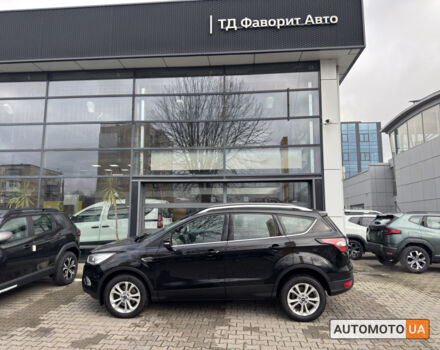 Чорний Форд Куга, об'ємом двигуна 2 л та пробігом 48 тис. км за 22500 $, фото 2 на Automoto.ua