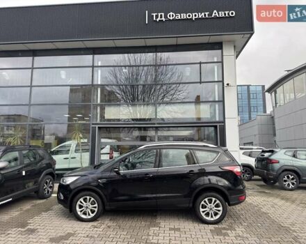 Черный Форд Куга, объемом двигателя 2 л и пробегом 48 тыс. км за 21999 $, фото 4 на Automoto.ua