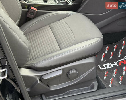 Чорний Форд Куга, об'ємом двигуна 1.5 л та пробігом 188 тис. км за 16500 $, фото 51 на Automoto.ua