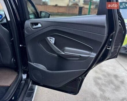 Черный Форд Куга, объемом двигателя 2 л и пробегом 222 тыс. км за 17200 $, фото 30 на Automoto.ua