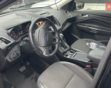 Черный Форд Куга, объемом двигателя 2 л и пробегом 153 тыс. км за 18900 $, фото 8 на Automoto.ua