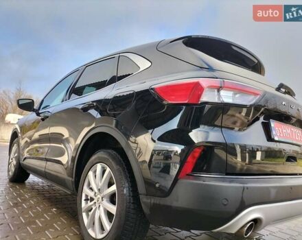 Черный Форд Куга, объемом двигателя 1.5 л и пробегом 226 тыс. км за 19800 $, фото 12 на Automoto.ua