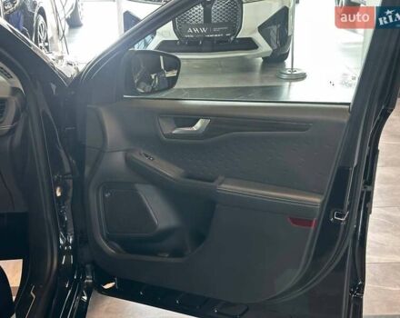 Черный Форд Куга, объемом двигателя 2.49 л и пробегом 142 тыс. км за 26990 $, фото 43 на Automoto.ua