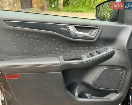 Чорний Форд Куга, об'ємом двигуна 2.49 л та пробігом 152 тис. км за 26800 $, фото 57 на Automoto.ua