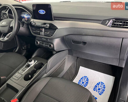 Черный Форд Куга, объемом двигателя 1.5 л и пробегом 191 тыс. км за 21950 $, фото 14 на Automoto.ua