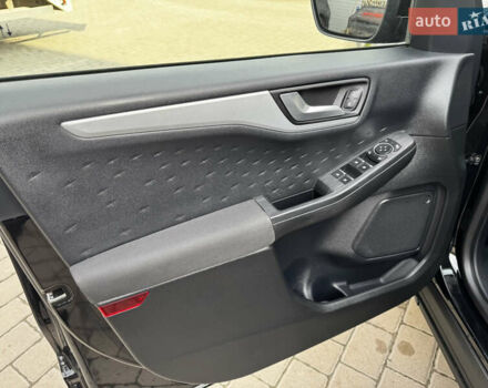 Черный Форд Куга, объемом двигателя 2.5 л и пробегом 175 тыс. км за 23750 $, фото 19 на Automoto.ua