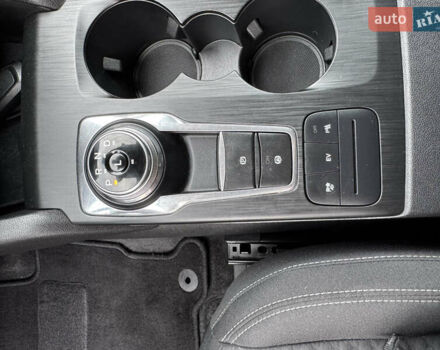 Черный Форд Куга, объемом двигателя 2.5 л и пробегом 175 тыс. км за 23750 $, фото 28 на Automoto.ua
