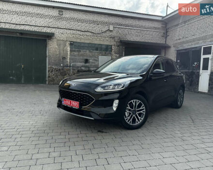 Черный Форд Куга, объемом двигателя 2.5 л и пробегом 175 тыс. км за 23750 $, фото 1 на Automoto.ua