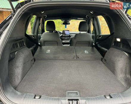 Чорний Форд Куга, об'ємом двигуна 2.49 л та пробігом 152 тис. км за 26800 $, фото 76 на Automoto.ua