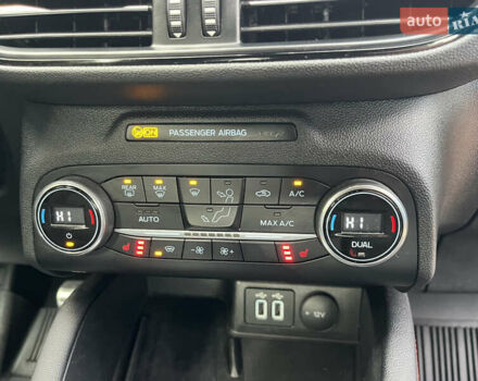 Чорний Форд Куга, об'ємом двигуна 2.49 л та пробігом 152 тис. км за 26800 $, фото 72 на Automoto.ua