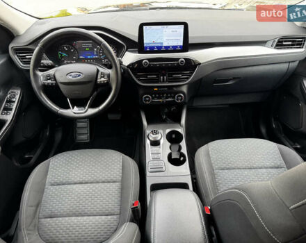 Черный Форд Куга, объемом двигателя 2.5 л и пробегом 175 тыс. км за 23750 $, фото 32 на Automoto.ua