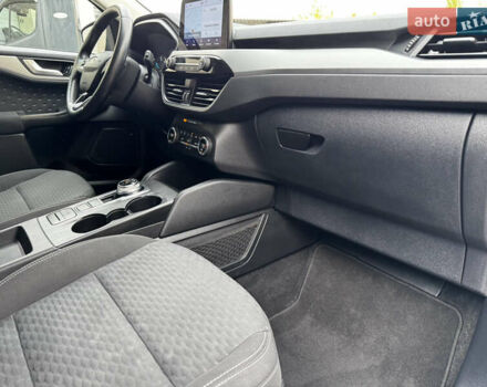 Черный Форд Куга, объемом двигателя 2.5 л и пробегом 175 тыс. км за 23750 $, фото 37 на Automoto.ua