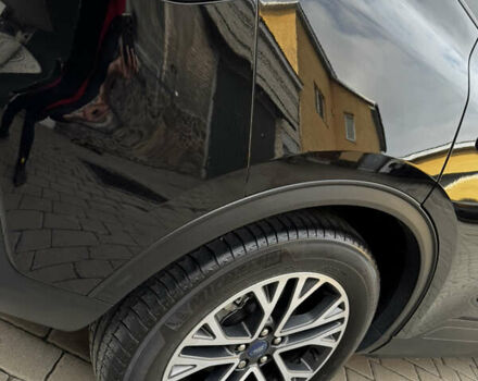 Черный Форд Куга, объемом двигателя 2.5 л и пробегом 175 тыс. км за 23750 $, фото 13 на Automoto.ua