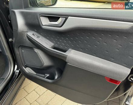 Черный Форд Куга, объемом двигателя 2.5 л и пробегом 175 тыс. км за 23750 $, фото 38 на Automoto.ua