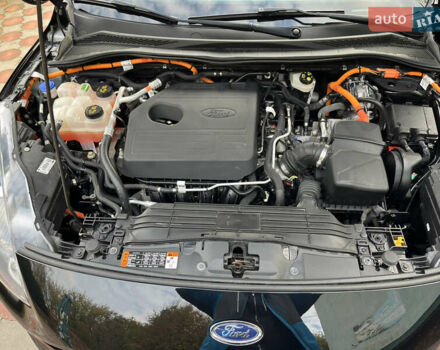 Чорний Форд Куга, об'ємом двигуна 2.49 л та пробігом 152 тис. км за 26800 $, фото 86 на Automoto.ua