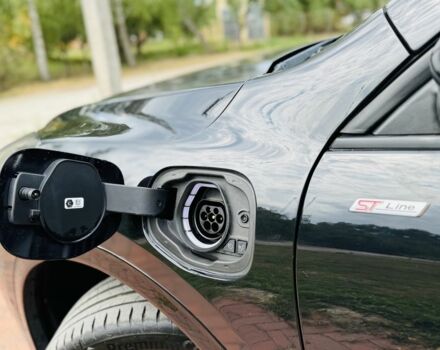 Черный Форд Куга, объемом двигателя 2.5 л и пробегом 29 тыс. км за 29500 $, фото 6 на Automoto.ua