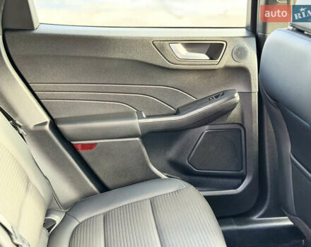 Черный Форд Куга, объемом двигателя 1.5 л и пробегом 180 тыс. км за 20500 $, фото 19 на Automoto.ua