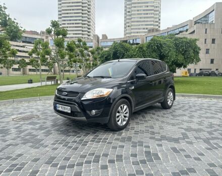 Черный Форд Куга, объемом двигателя 2 л и пробегом 270 тыс. км за 7900 $, фото 1 на Automoto.ua