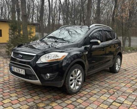 Черный Форд Куга, объемом двигателя 2 л и пробегом 209 тыс. км за 10000 $, фото 1 на Automoto.ua