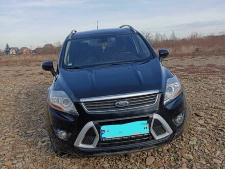 Форд Куга 2011 в Львове на Automoto.ua Черный Форд Куга, объемом двигателя 2 л и пробегом 210 тыс. км за 10800 $, фото 1 на Automoto.ua