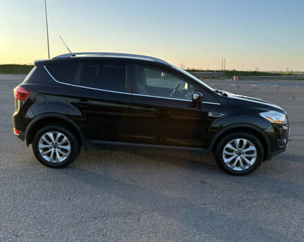 Черный Форд Куга, объемом двигателя 2 л и пробегом 242 тыс. км за 10100 $, фото 1 на Automoto.ua