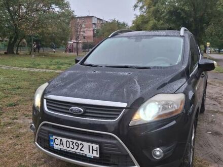 Форд Куга 2011 в Черкассах на Automoto.ua Черный Форд Куга, объемом двигателя 2 л и пробегом 185 тыс. км за 10700 $, фото 1 на Automoto.ua