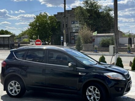 Черный Форд Куга, объемом двигателя 2 л и пробегом 178 тыс. км за 9800 $, фото 1 на Automoto.ua