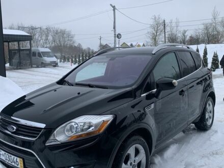 Черный Форд Куга, объемом двигателя 2 л и пробегом 270 тыс. км за 5000 $, фото 1 на Automoto.ua