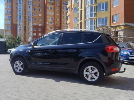 Черный Форд Куга, объемом двигателя 2 л и пробегом 178 тыс. км за 10700 $, фото 1 на Automoto.ua
