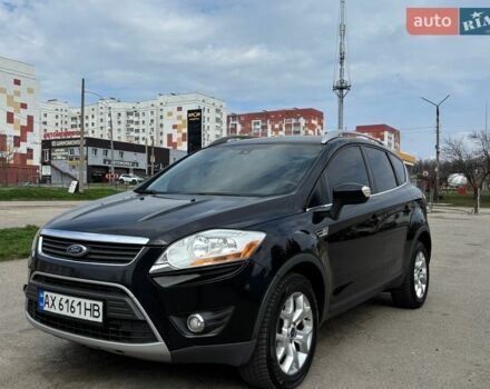 Черный Форд Куга, объемом двигателя 2 л и пробегом 146 тыс. км за 10400 $, фото 1 на Automoto.ua