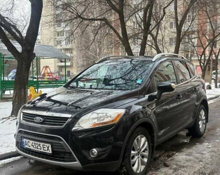 Черный Форд Куга, объемом двигателя 2 л и пробегом 271 тыс. км за 11300 $, фото 1 на Automoto.ua