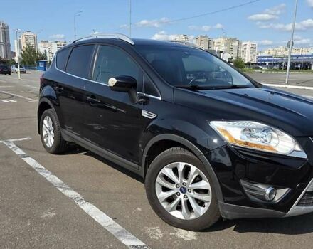 Черный Форд Куга, объемом двигателя 2 л и пробегом 270 тыс. км за 10700 $, фото 1 на Automoto.ua