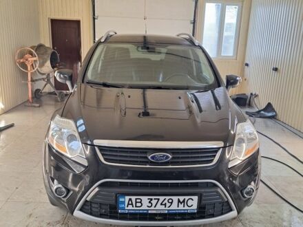 Чорний Форд Куга, об'ємом двигуна 2 л та пробігом 215 тис. км за 10799 $, фото 1 на Automoto.ua