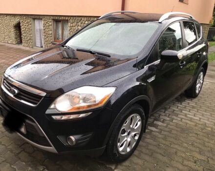 Черный Форд Куга, объемом двигателя 2 л и пробегом 300 тыс. км за 10000 $, фото 1 на Automoto.ua