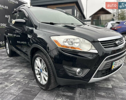 Черный Форд Куга, объемом двигателя 2 л и пробегом 155 тыс. км за 11950 $, фото 1 на Automoto.ua