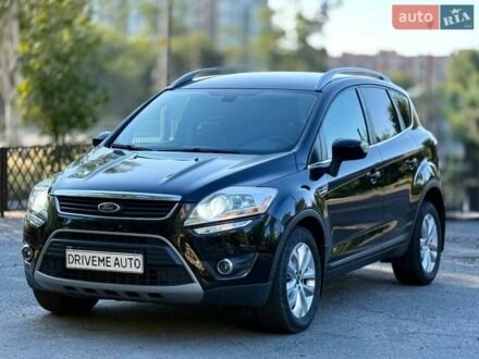 Черный Форд Куга, объемом двигателя 2 л и пробегом 202 тыс. км за 9199 $, фото 1 на Automoto.ua