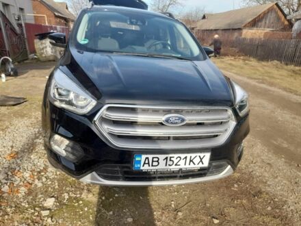 Форд Куга 2017 в Хмельнике на Automoto.ua Черный Форд Куга, объемом двигателя 1.5 л и пробегом 43 тыс. км за 25859 $, фото 1 на Automoto.ua