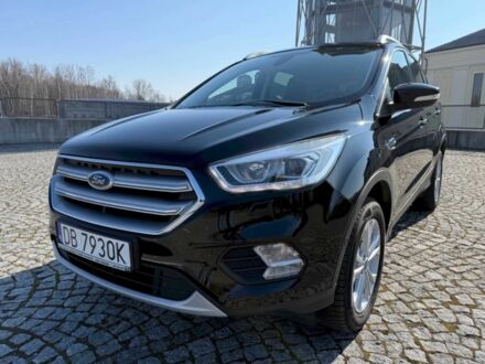Форд Куга 2017 в Киеве на Automoto.ua Черный Форд Куга, объемом двигателя 1.5 л и пробегом 126 тыс. км за 8670 $, фото 1 на Automoto.ua