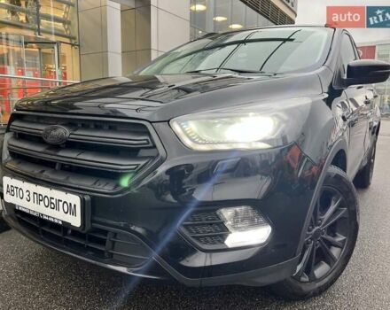 Черный Форд Куга, объемом двигателя 1.5 л и пробегом 92 тыс. км за 17298 $, фото 1 на Automoto.ua