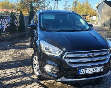 Черный Форд Куга, объемом двигателя 2 л и пробегом 207 тыс. км за 14999 $, фото 1 на Automoto.ua
