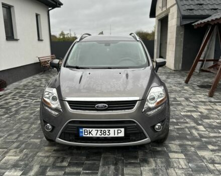 Форд Куга 2012 в Ровно на Automoto.ua Коричневый Форд Куга, объемом двигателя 2 л и пробегом 250 тыс. км за 10800 $, фото 1 на Automoto.ua