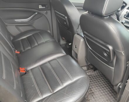 Коричневий Форд Куга, об'ємом двигуна 2.5 л та пробігом 175 тис. км за 9200 $, фото 7 на Automoto.ua