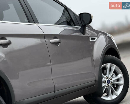 Коричневый Форд Куга, объемом двигателя 2 л и пробегом 170 тыс. км за 10300 $, фото 17 на Automoto.ua