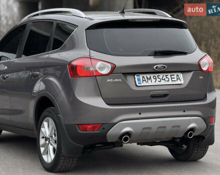 Коричневый Форд Куга, объемом двигателя 2 л и пробегом 170 тыс. км за 10300 $, фото 10 на Automoto.ua