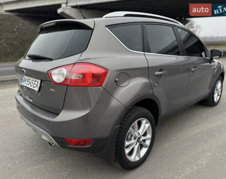 Коричневый Форд Куга, объемом двигателя 2 л и пробегом 170 тыс. км за 10300 $, фото 14 на Automoto.ua