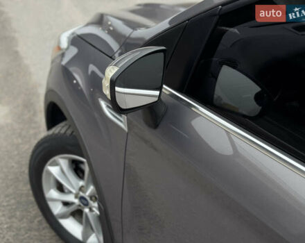 Коричневый Форд Куга, объемом двигателя 2 л и пробегом 170 тыс. км за 10300 $, фото 12 на Automoto.ua