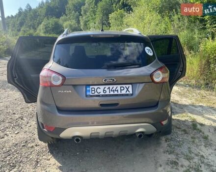 Коричневый Форд Куга, объемом двигателя 2 л и пробегом 211 тыс. км за 10500 $, фото 3 на Automoto.ua