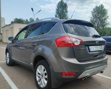 Коричневий Форд Куга, об'ємом двигуна 2.5 л та пробігом 175 тис. км за 9200 $, фото 3 на Automoto.ua