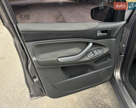 Коричневый Форд Куга, объемом двигателя 2 л и пробегом 170 тыс. км за 10300 $, фото 28 на Automoto.ua